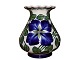 Aluminia
Vase med blå clematis