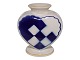 AluminiaChristmas Heart vase