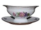 Bing & Grondahl
Gravy boat in Offenbach shape with flowers