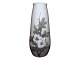 Royal Copenhagen 
Høj Art nouveau vase med hvide roser